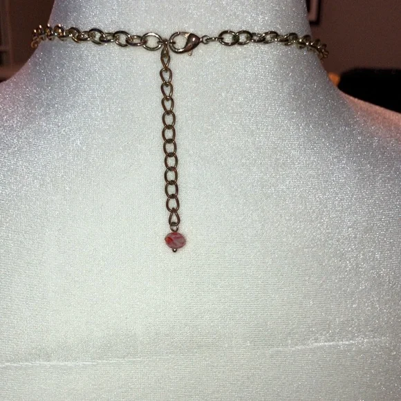 Bright multicolored beaded gold tone necklace - Picture 3 of 5